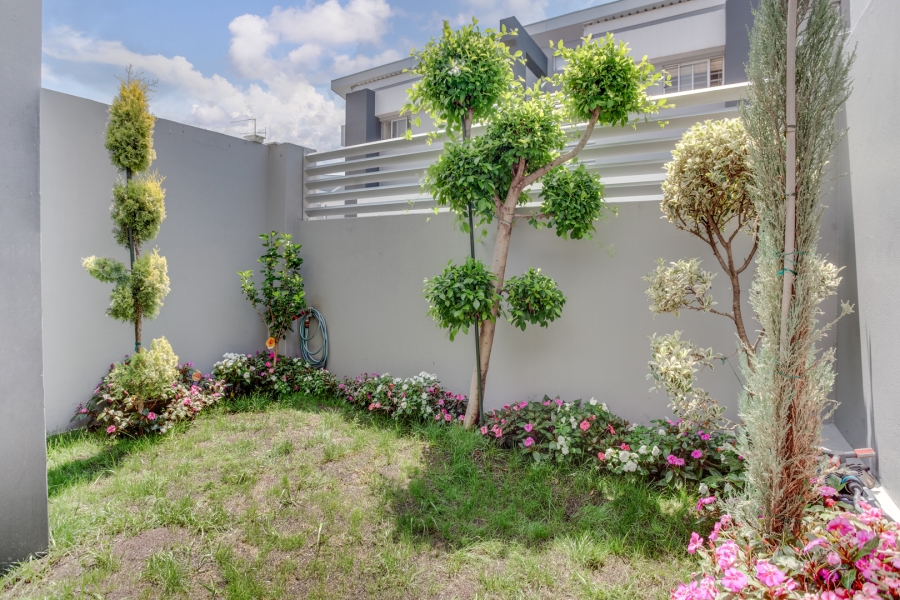 2 Bedroom Property for Sale in Bryanston Gauteng