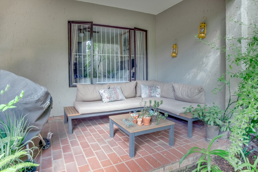 2 Bedroom Property for Sale in Bryanston Gauteng