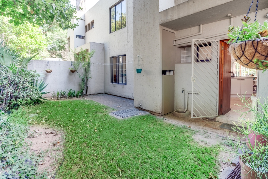 2 Bedroom Property for Sale in Bryanston Gauteng