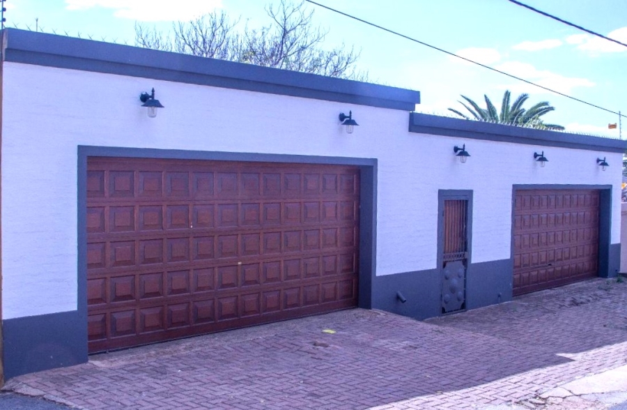 7 Bedroom Property for Sale in Kensington Gauteng
