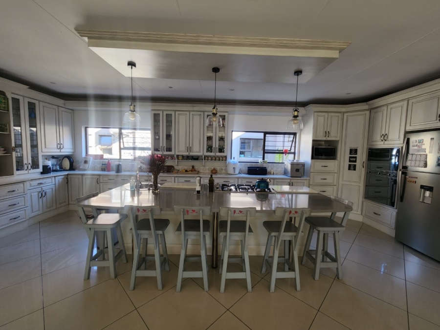 4 Bedroom Property for Sale in Vanderbijlpark SW 5 Gauteng