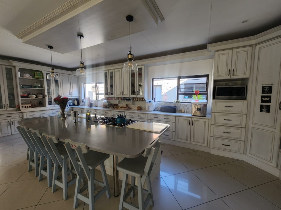 4 Bedroom Property for Sale in Vanderbijlpark SW 5 Gauteng