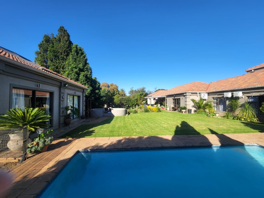 4 Bedroom Property for Sale in Vanderbijlpark SW 5 Gauteng