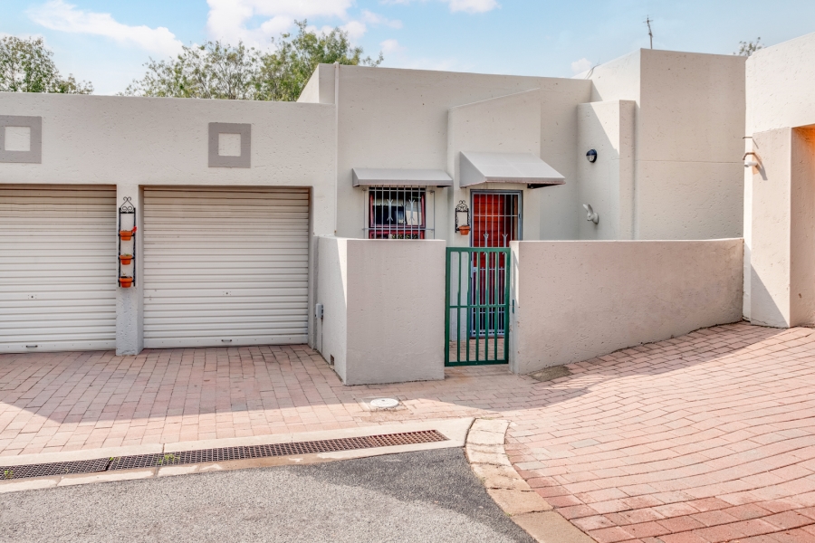 3 Bedroom Property for Sale in Bryanston Gauteng