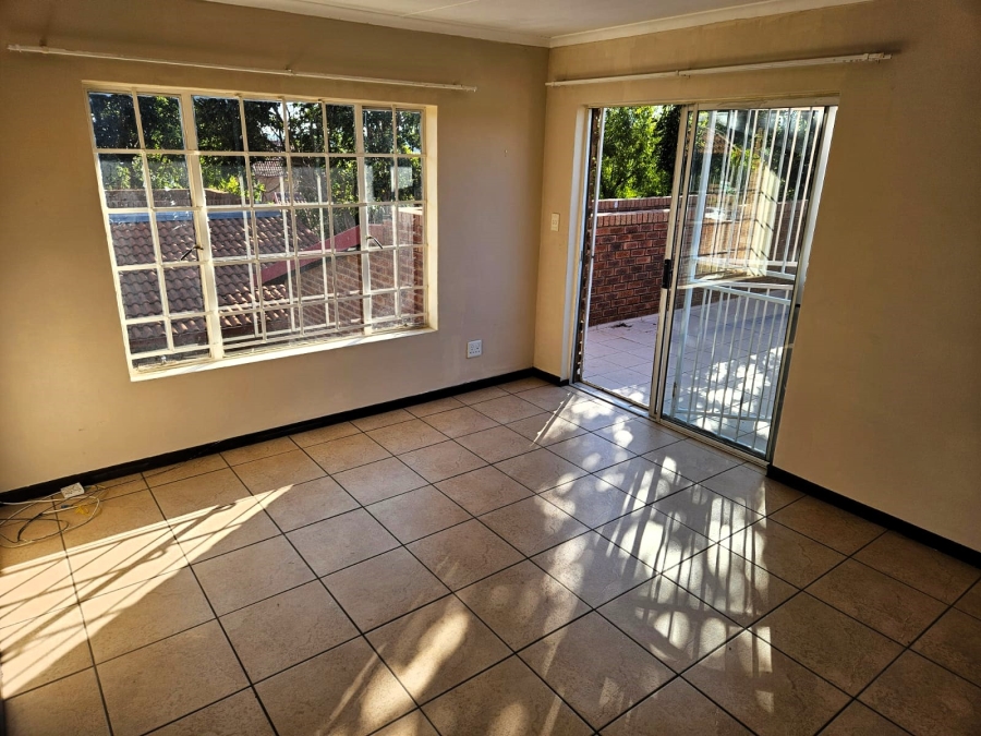 To Let 2 Bedroom Property for Rent in The Reeds Gauteng