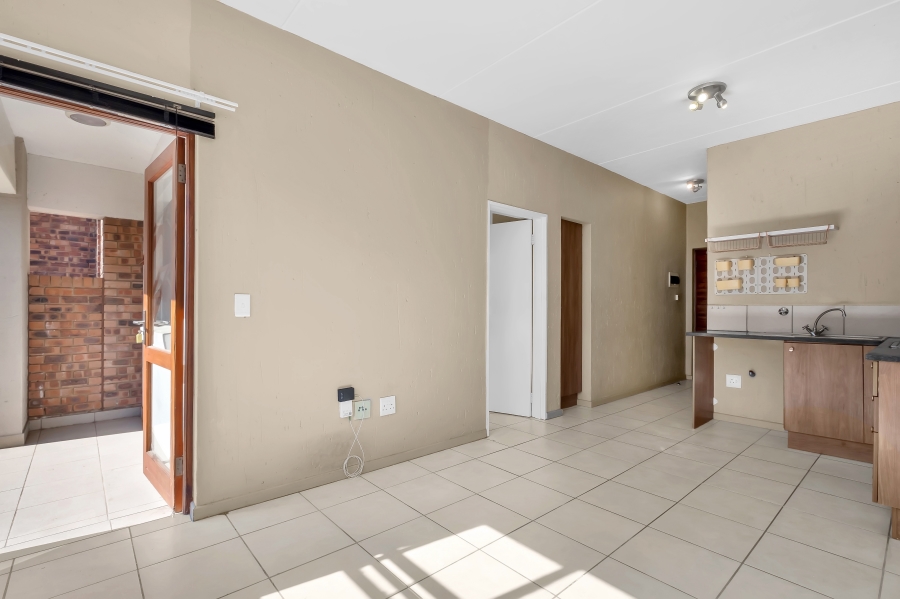 1 Bedroom Property for Sale in Ferndale Gauteng