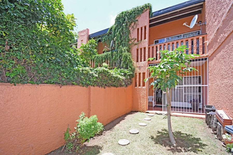 2 Bedroom Property for Sale in Windsor West Gauteng