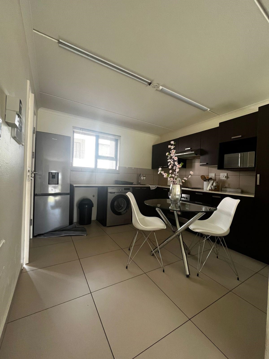 2 Bedroom Property for Sale in Fourways Gauteng