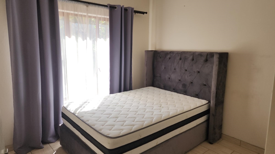 To Let 1 Bedroom Property for Rent in Magaliessig Gauteng