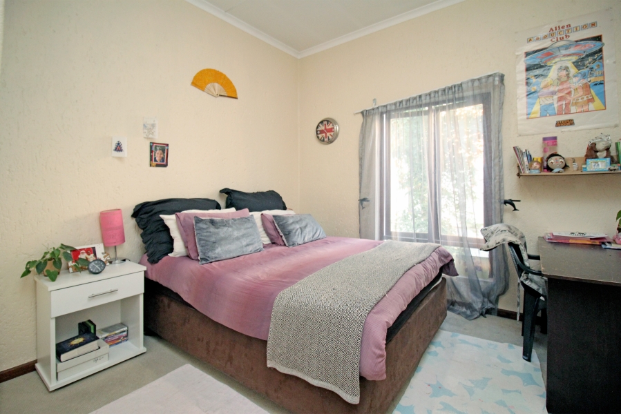 2 Bedroom Property for Sale in Broadacres Gauteng