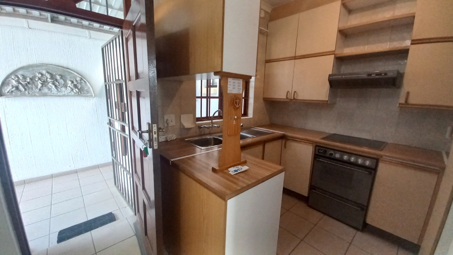 2 Bedroom Property for Sale in Bromhof Gauteng