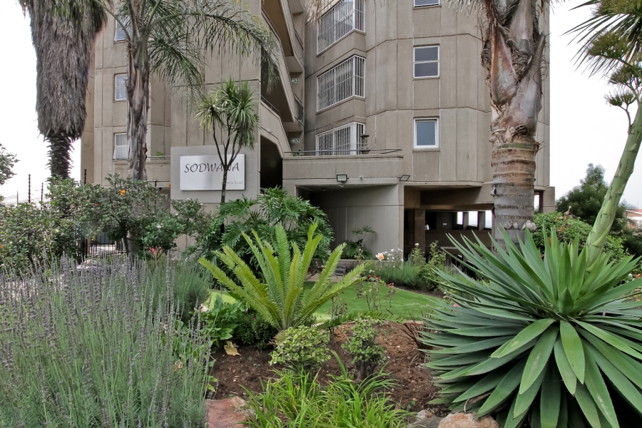 To Let 2 Bedroom Property for Rent in Primrose Hill Gauteng