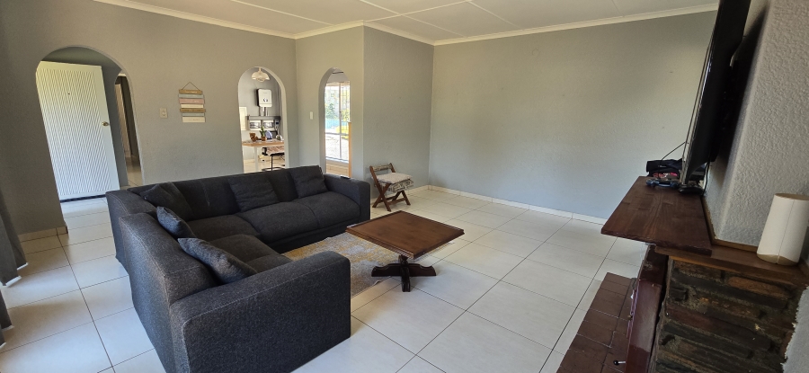 3 Bedroom Property for Sale in Highway Gardens Gauteng