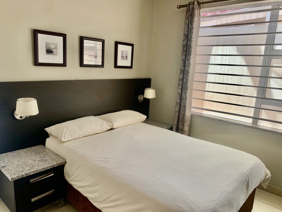 To Let 1 Bedroom Property for Rent in Hurlingham Manor Gauteng