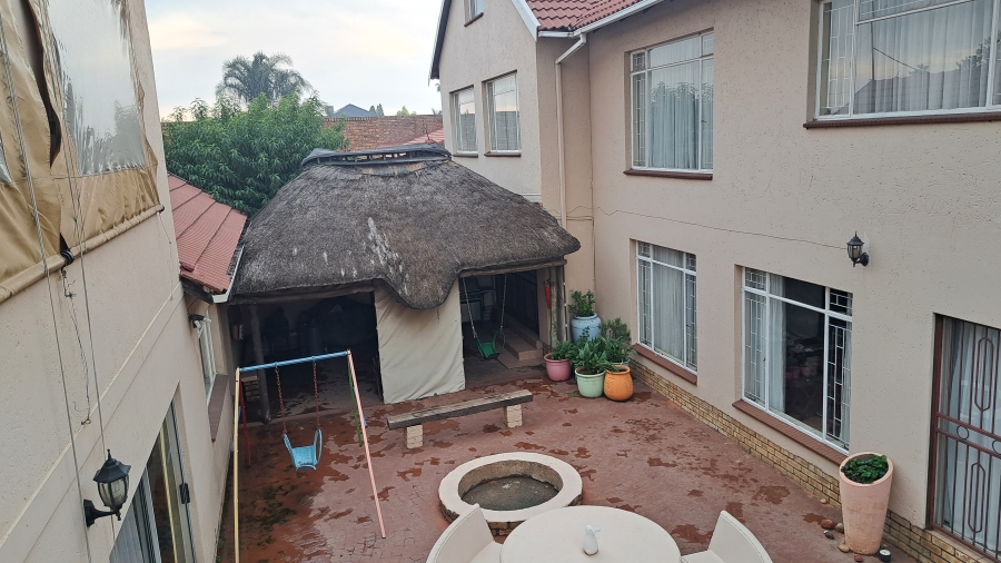 7 Bedroom Property for Sale in Sunward Park Gauteng