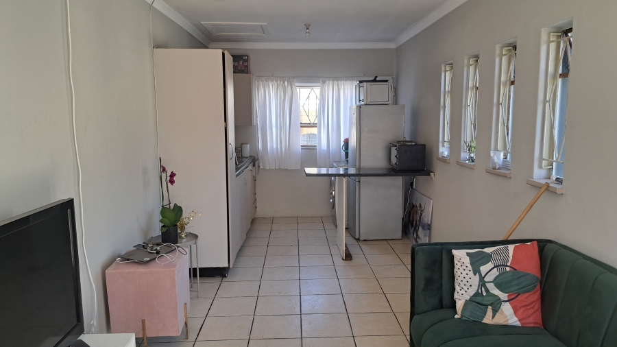 To Let 1 Bedroom Property for Rent in Sunward Park Gauteng