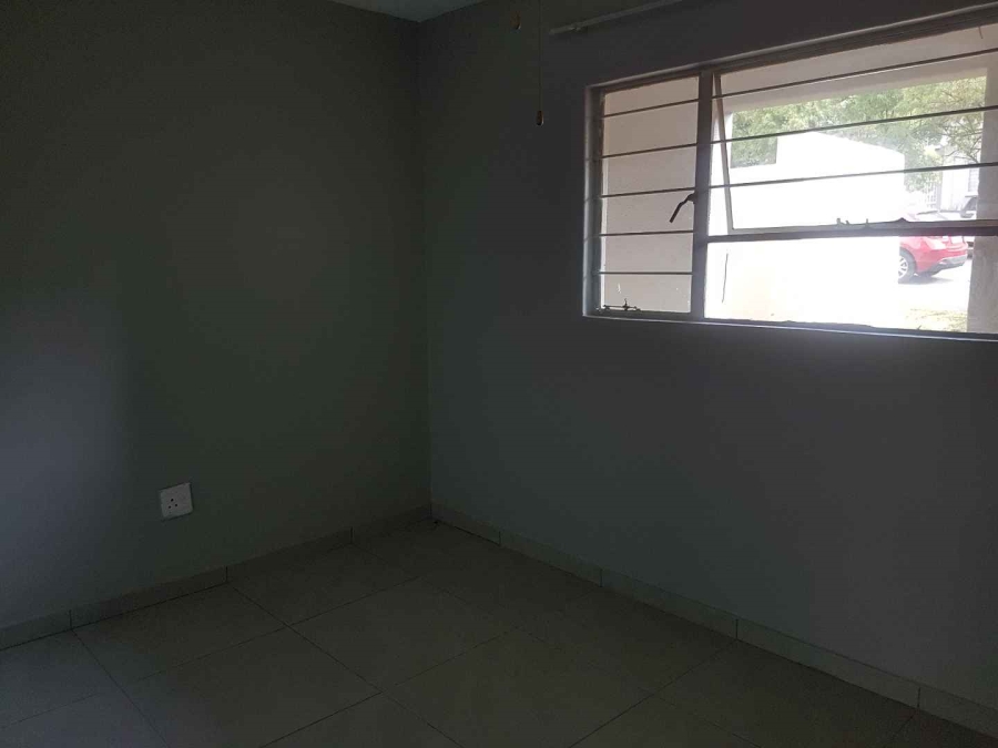 3 Bedroom Property for Sale in Vorna Valley Gauteng