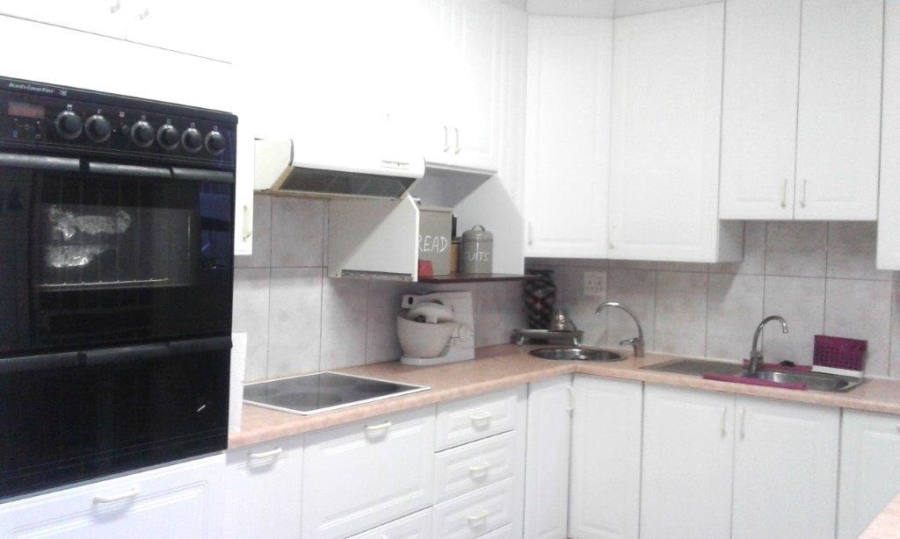 To Let 3 Bedroom Property for Rent in Glenhazel Gauteng