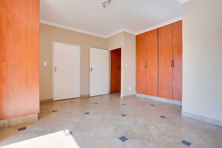 2 Bedroom Property for Sale in Brentwood Park Gauteng