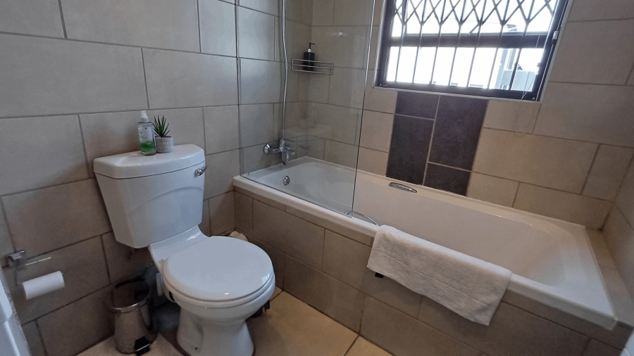 3 Bedroom Property for Sale in Edenburg Gauteng