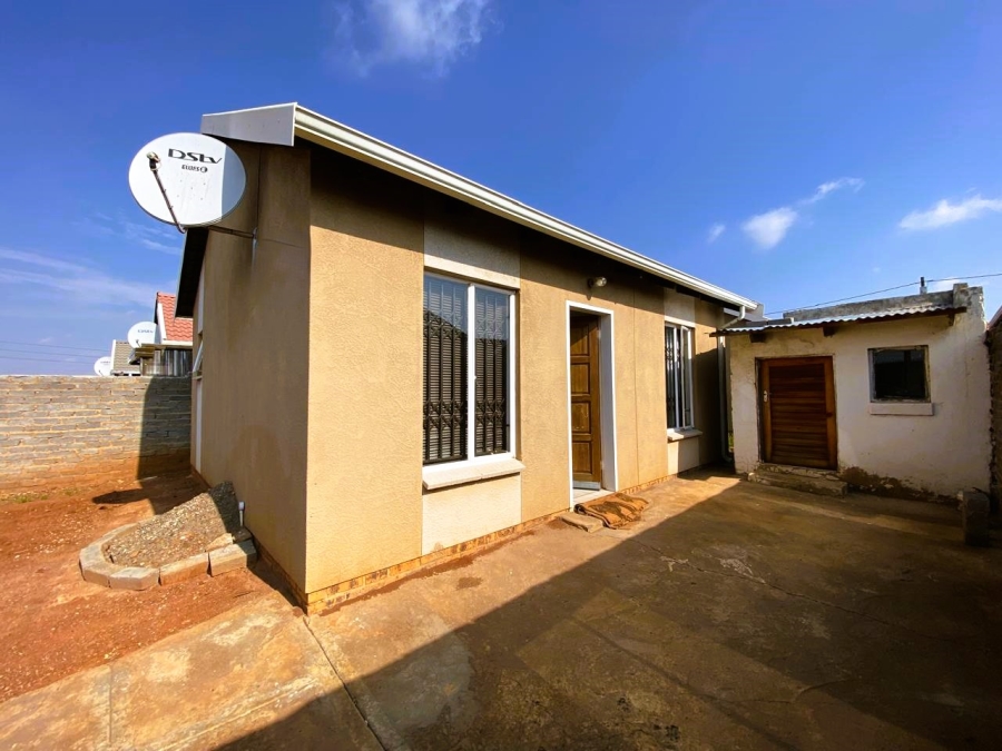 2 Bedroom Property for Sale in Stretford Gauteng