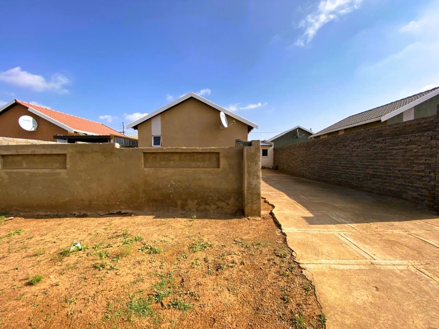 2 Bedroom Property for Sale in Stretford Gauteng