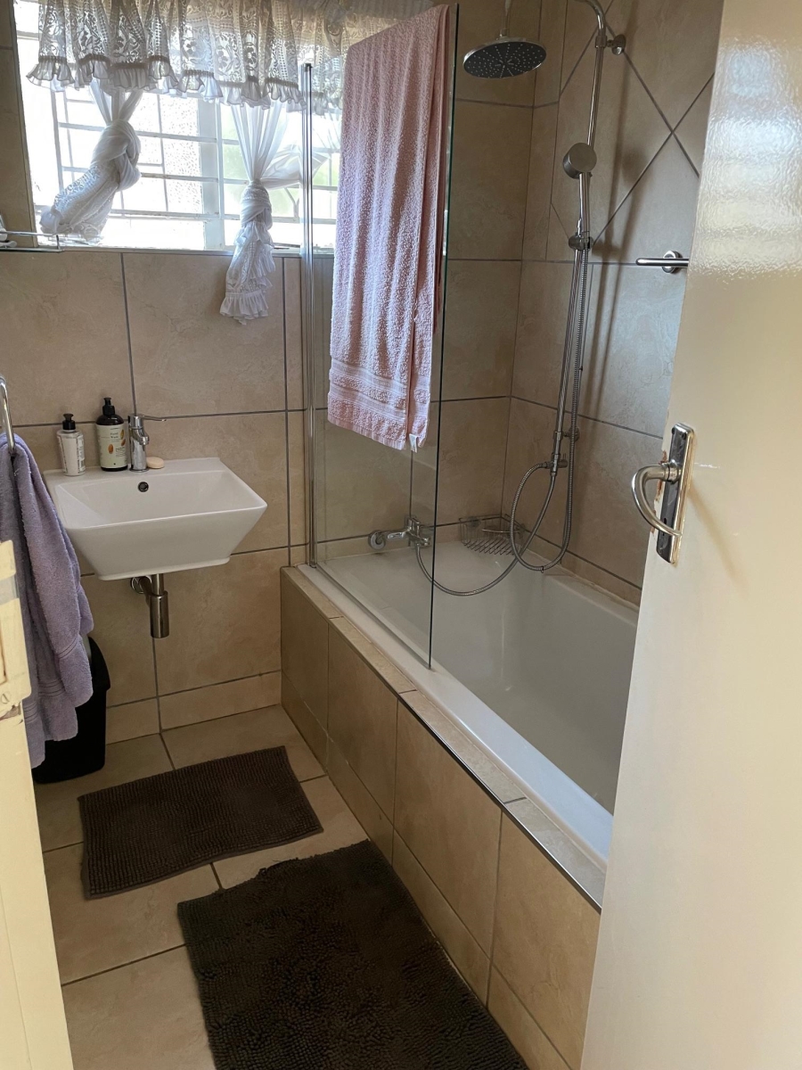 3 Bedroom Property for Sale in Highway Gardens Gauteng