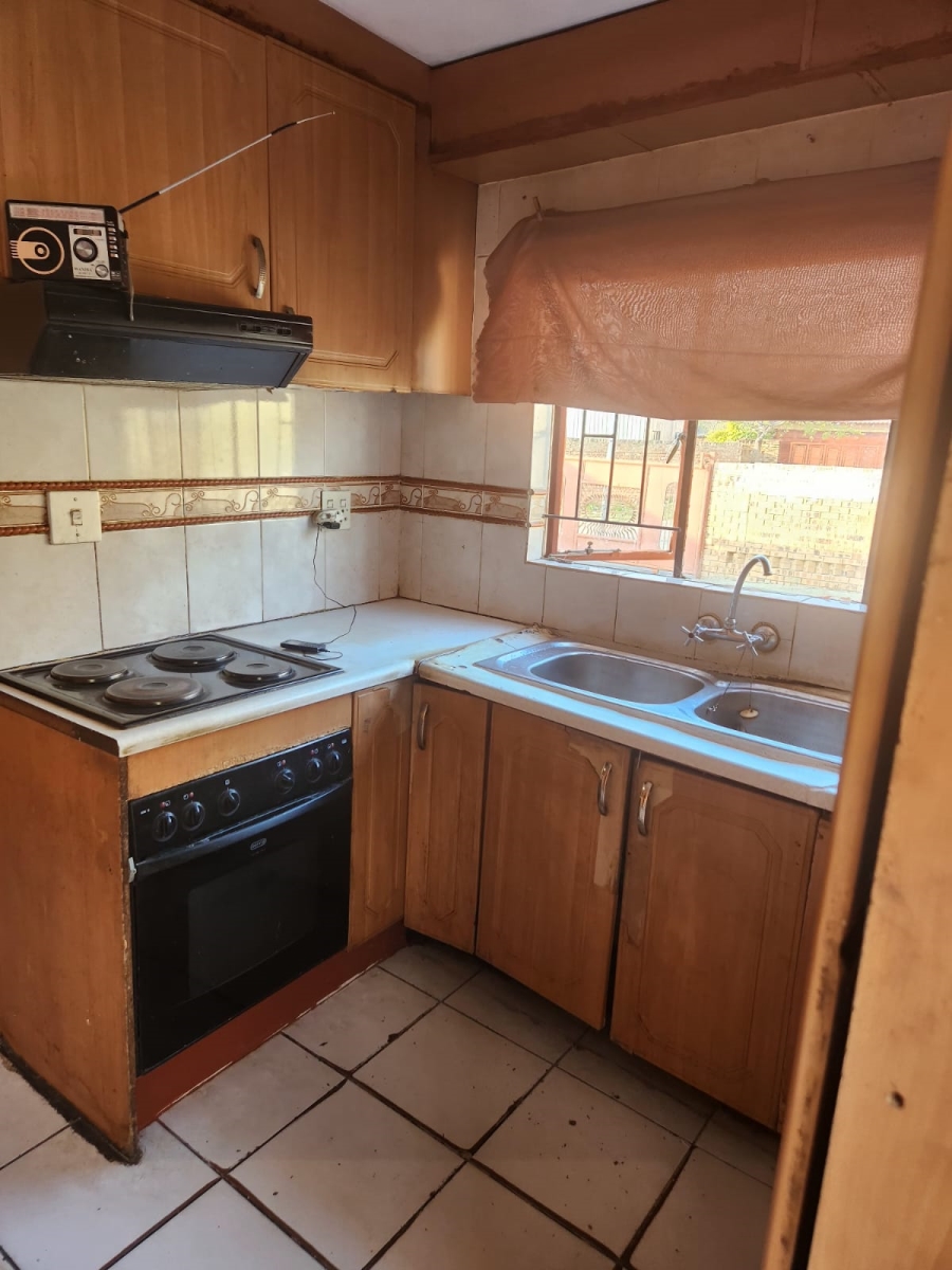 2 Bedroom Property for Sale in Ebony Park Gauteng