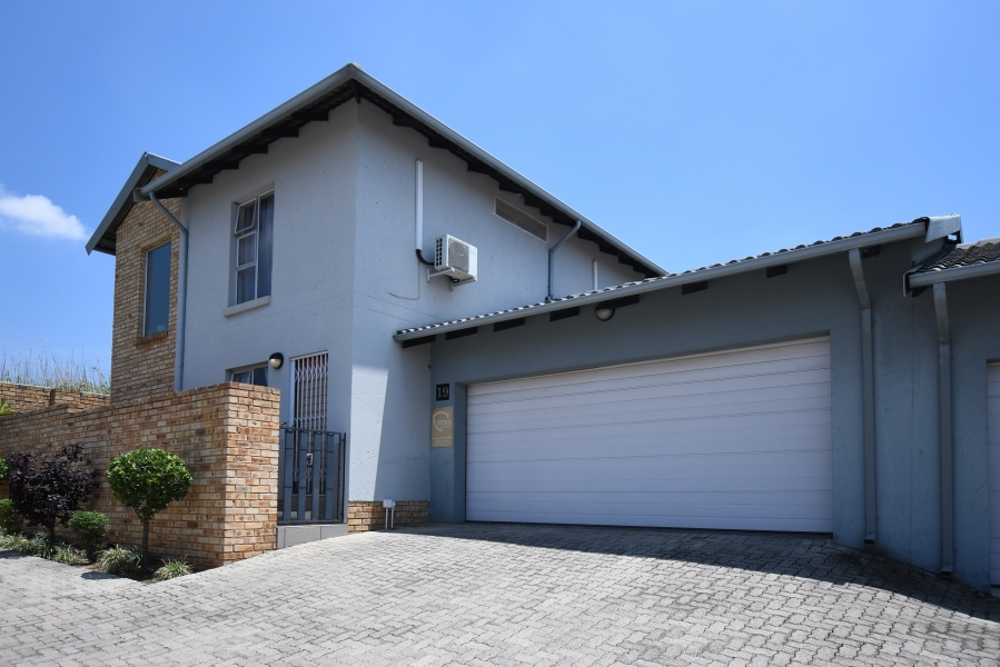 3 Bedroom Property for Sale in Noordhang Gauteng