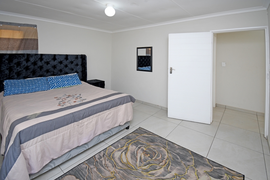 2 Bedroom Property for Sale in Bloubosrand Gauteng