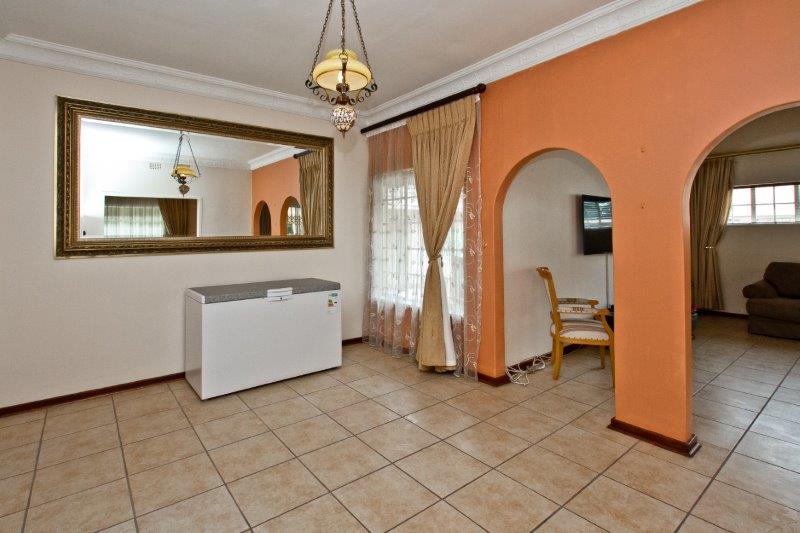 4 Bedroom Property for Sale in Robindale Gauteng