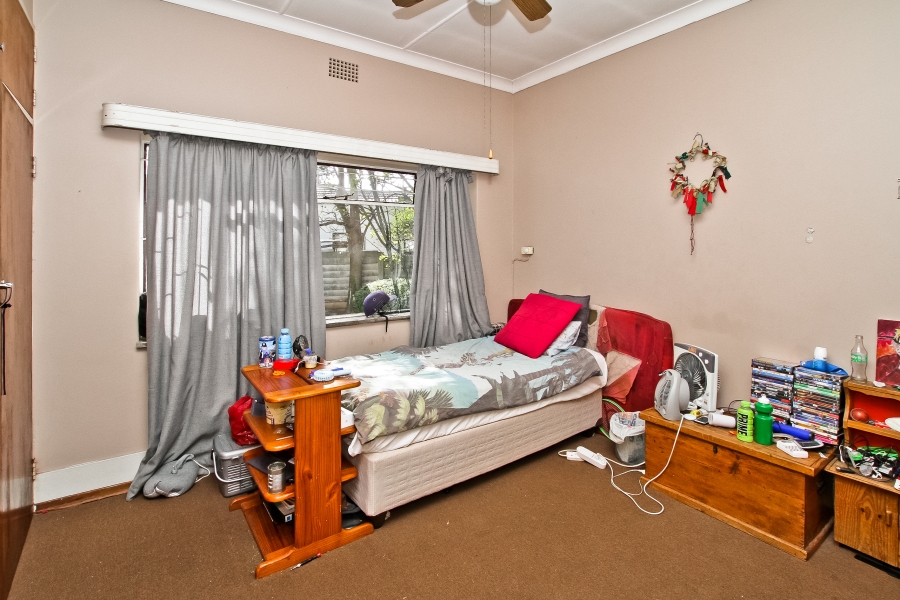 6 Bedroom Property for Sale in Robindale Gauteng