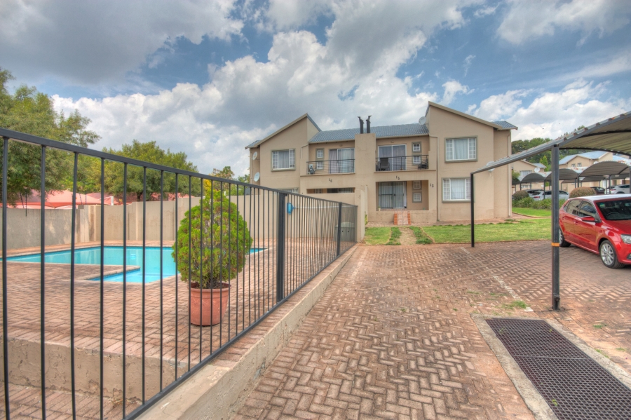 2 Bedroom Property for Sale in Northgate Gauteng