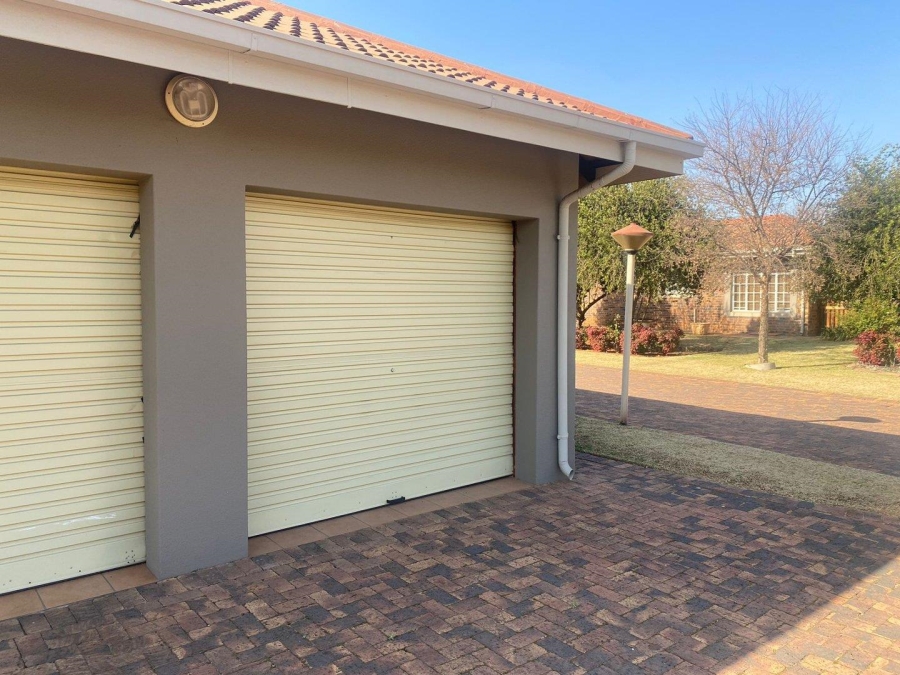 3 Bedroom Property for Sale in Three Rivers East Gauteng