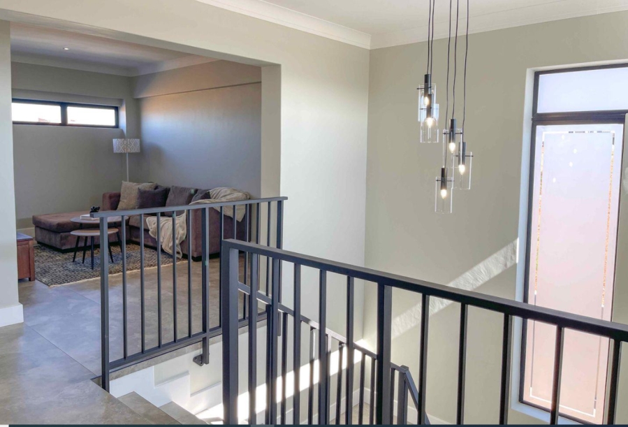 4 Bedroom Property for Sale in Midstream Heights Gauteng