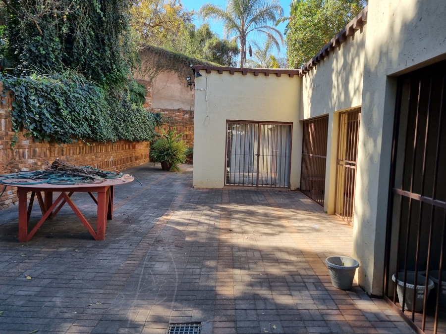 6 Bedroom Property for Sale in Murrayfield Gauteng