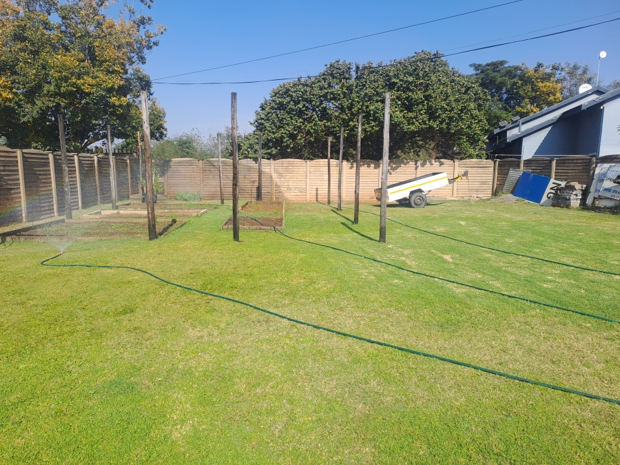 3 Bedroom Property for Sale in Kookrus Gauteng