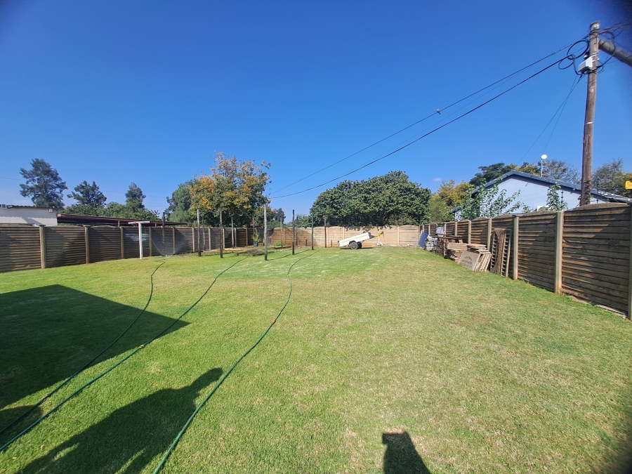 3 Bedroom Property for Sale in Kookrus Gauteng