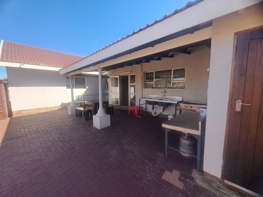 4 Bedroom Property for Sale in Rothdene Gauteng