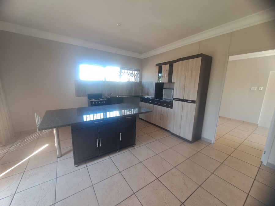 4 Bedroom Property for Sale in Rothdene Gauteng