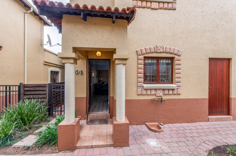 2 Bedroom Property for Sale in Sunninghill Gauteng