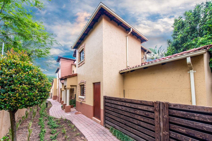 2 Bedroom Property for Sale in Sunninghill Gauteng