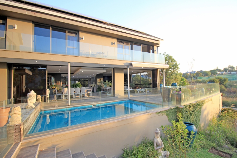 5 Bedroom Property for Sale in Waterfall Country Estate Gauteng