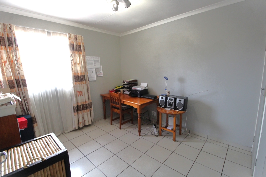 3 Bedroom Property for Sale in Hennopspark Gauteng