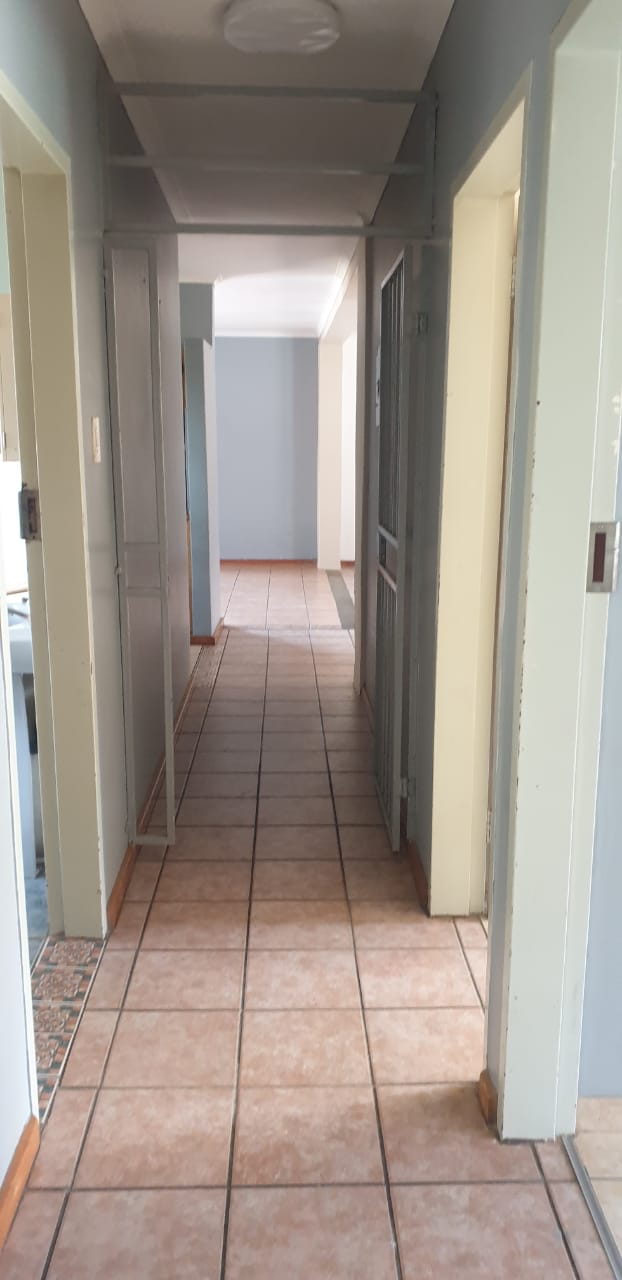 To Let 3 Bedroom Property for Rent in Suiderberg Gauteng