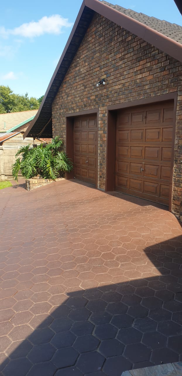 To Let 3 Bedroom Property for Rent in Suiderberg Gauteng