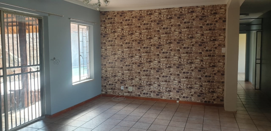 To Let 3 Bedroom Property for Rent in Suiderberg Gauteng