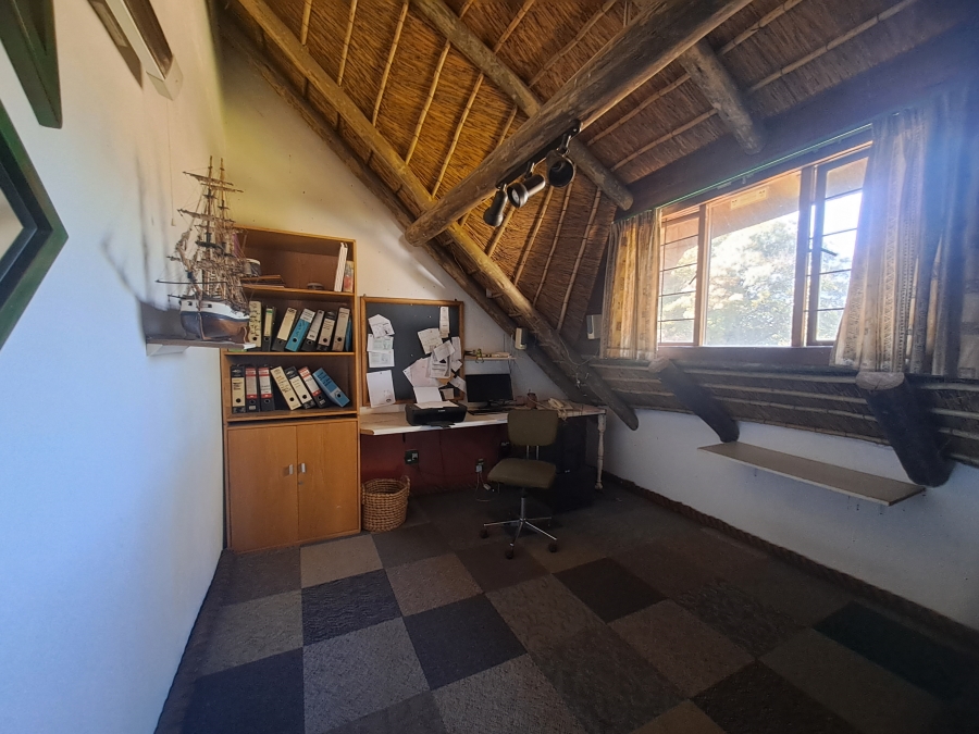 5 Bedroom Property for Sale in Henley on Klip Gauteng