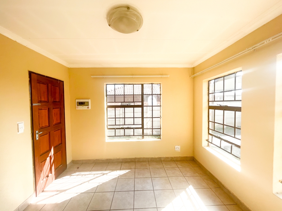 3 Bedroom Property for Sale in Thatch Hill Estate Gauteng