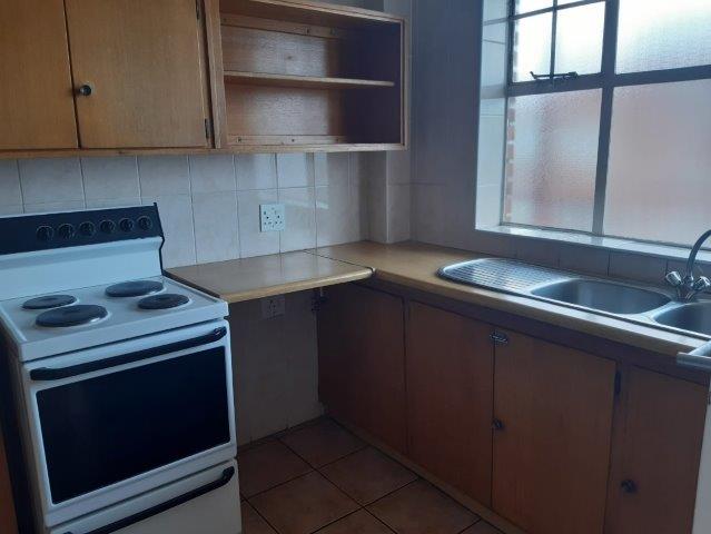 To Let 2 Bedroom Property for Rent in Malvern East Gauteng
